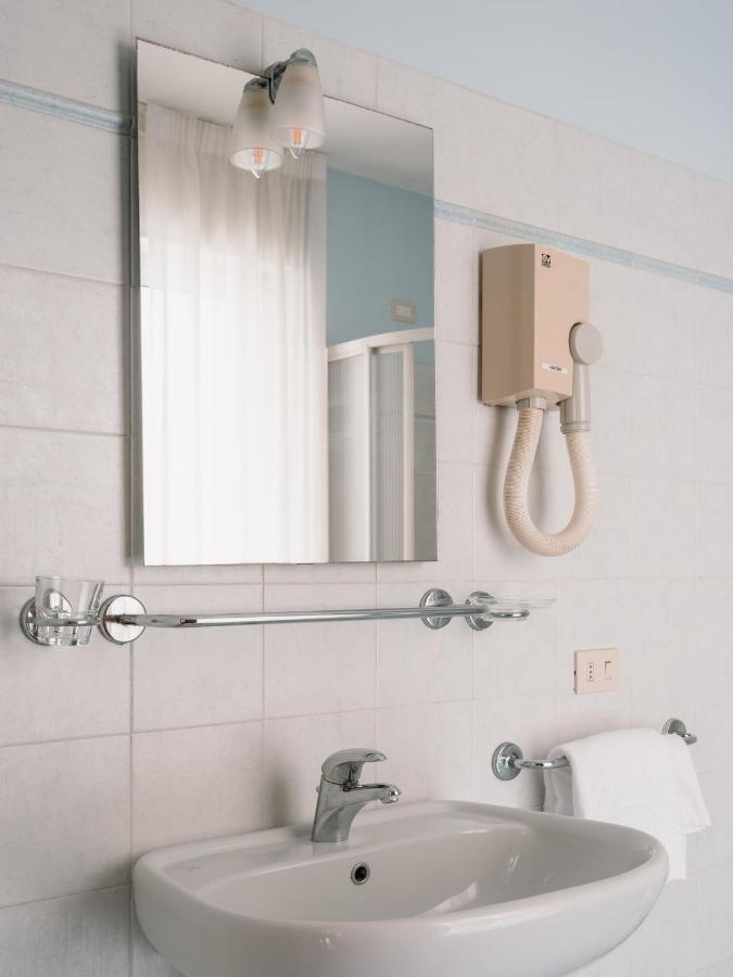 Hotel Milton Marina di Pietrasanta Dış mekan fotoğraf